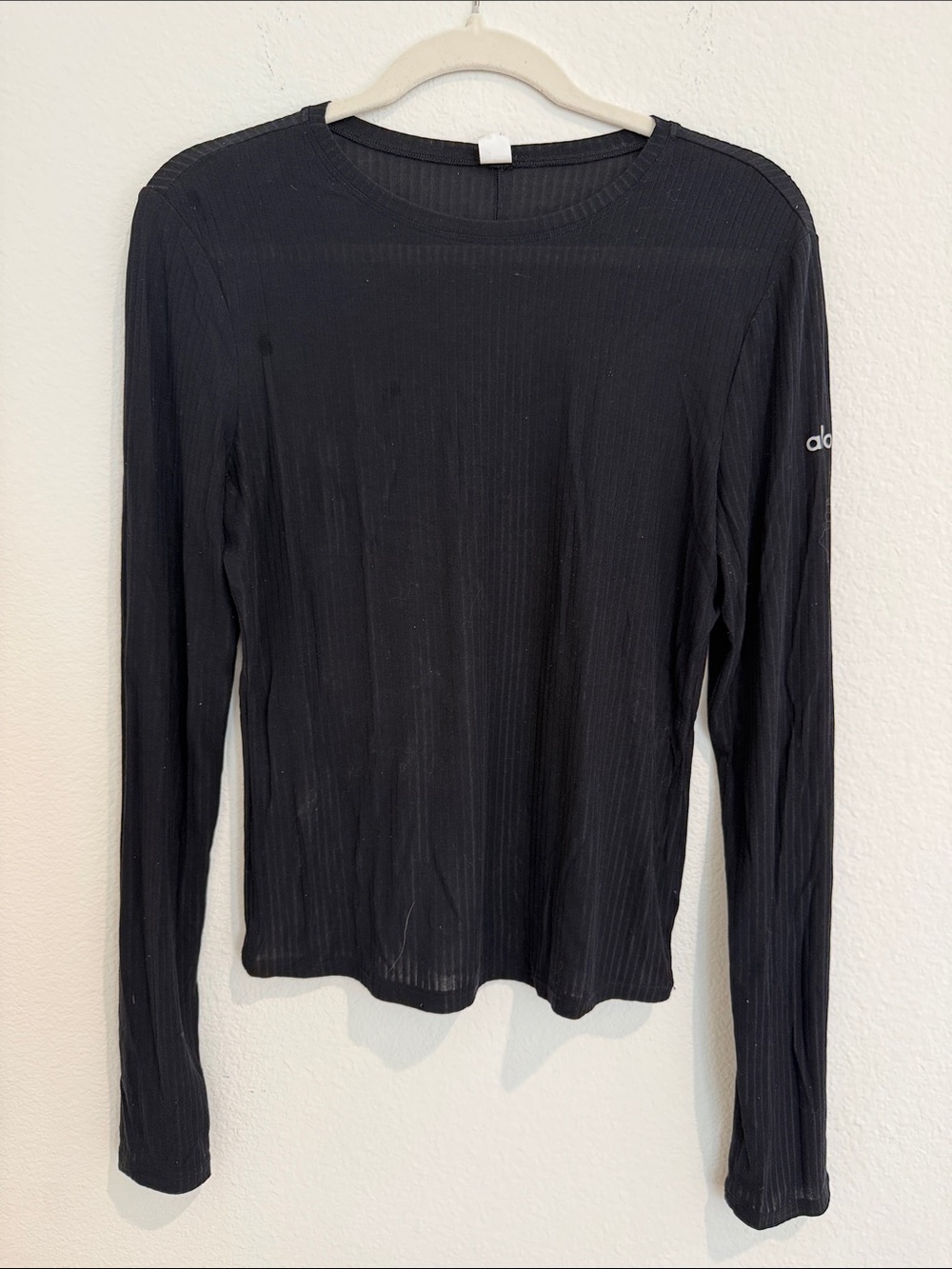 ALO Yoga Black Ribbed Long-Sleeve Tee
